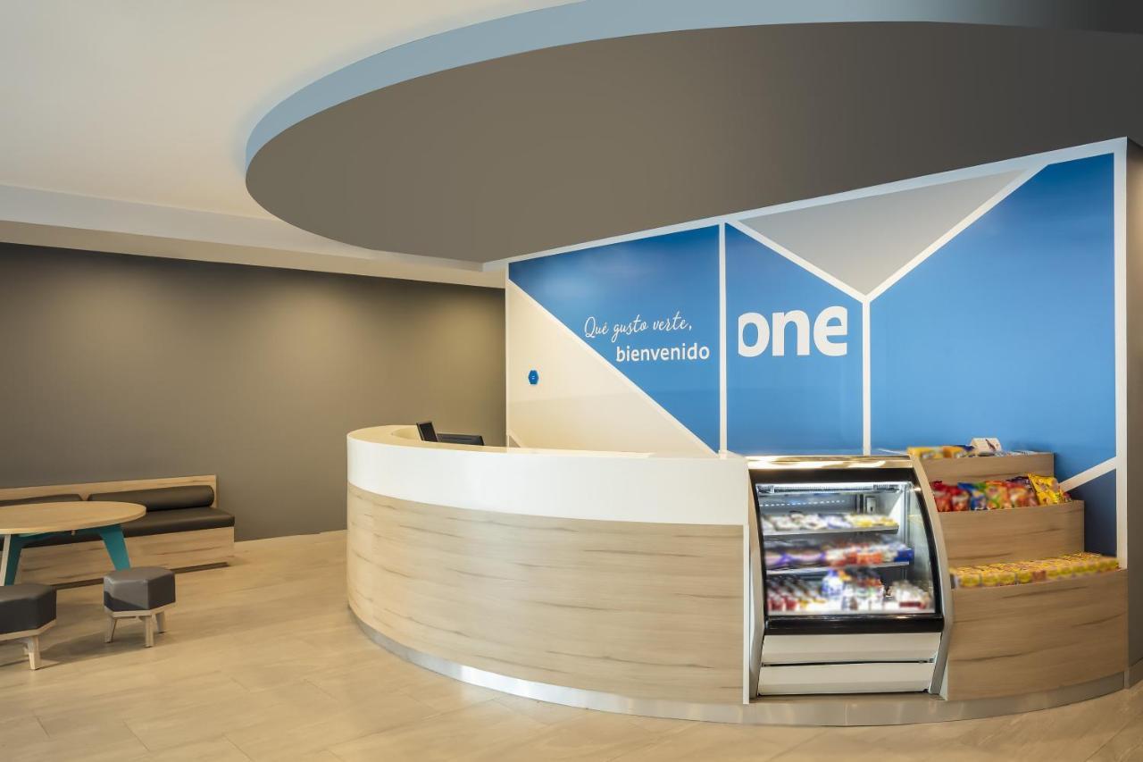 One Monterrey Tecnologico Hotell Eksteriør bilde