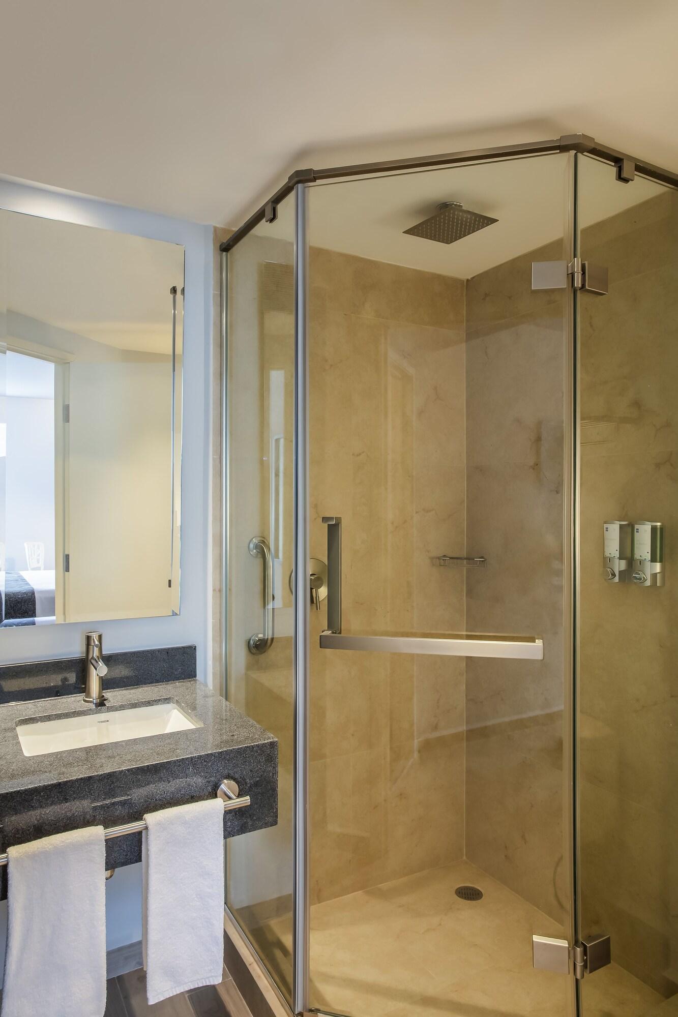 One Monterrey Tecnologico Hotell Eksteriør bilde