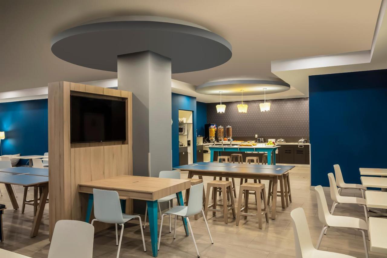 One Monterrey Tecnologico Hotell Eksteriør bilde