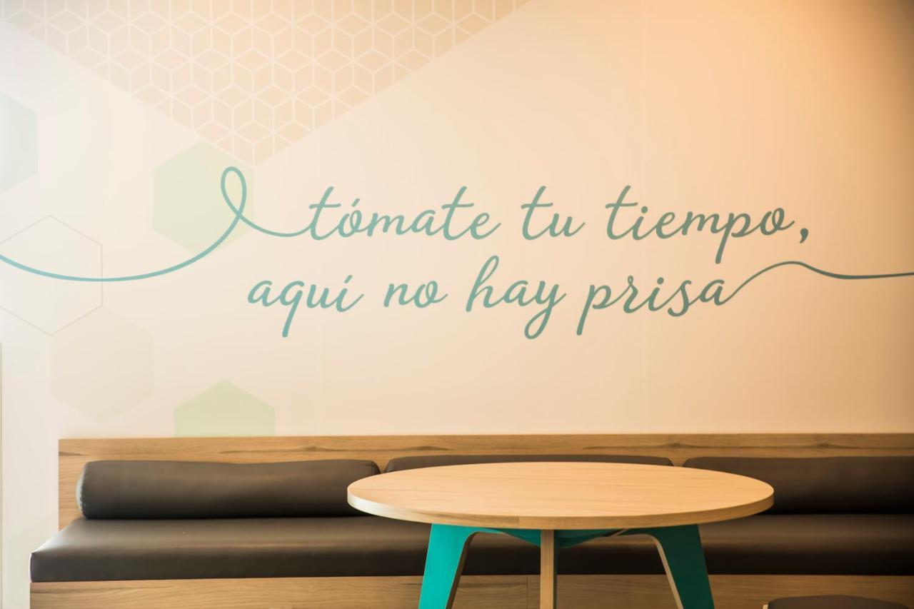 One Monterrey Tecnologico Hotell Eksteriør bilde