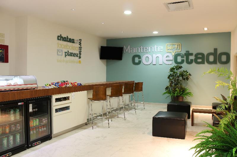 One Monterrey Tecnologico Hotell Eksteriør bilde
